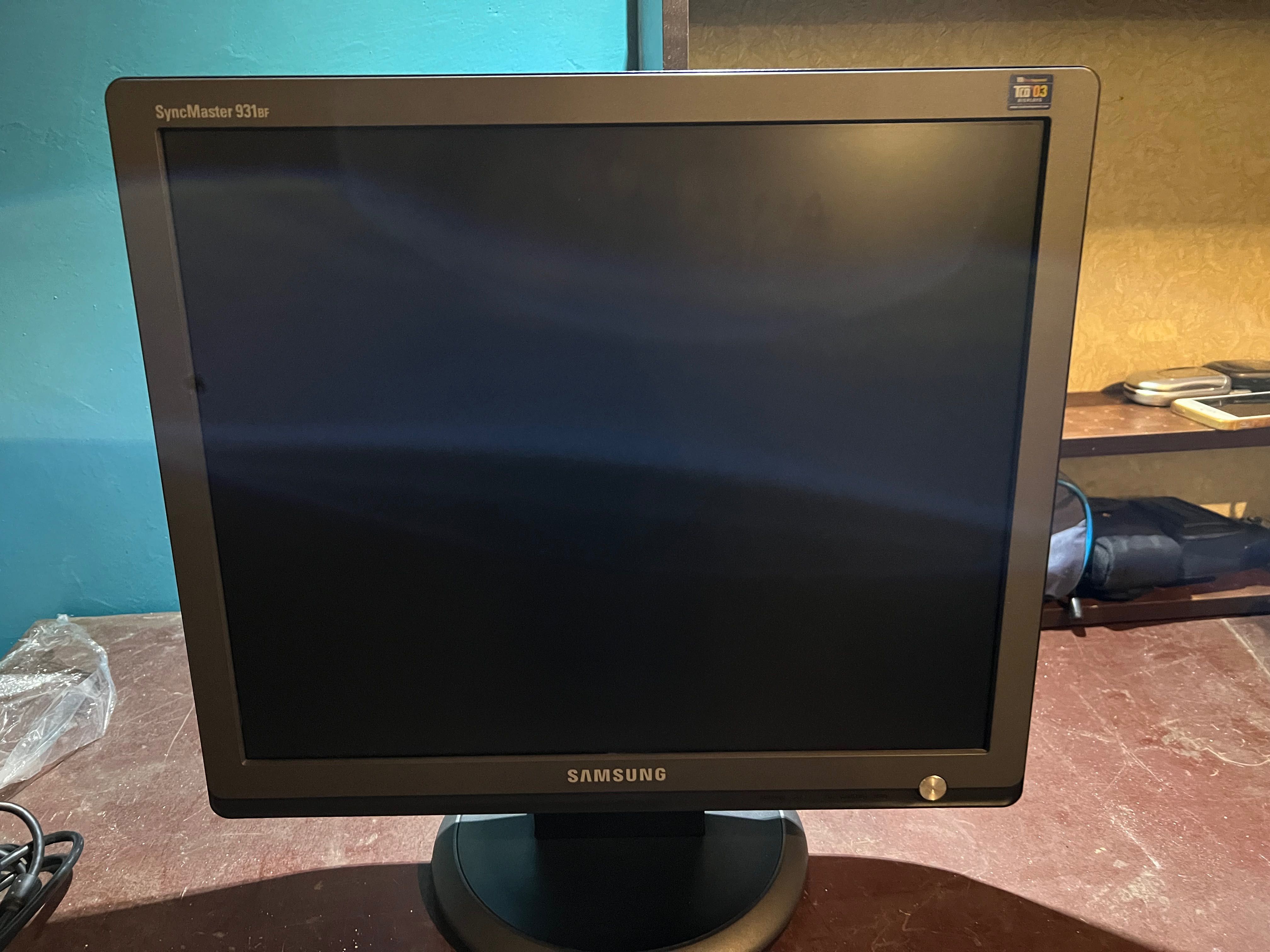 МОНІТОР 19" SAMSUNG SYNCMASTER 931BF + клавіатура у подарунок