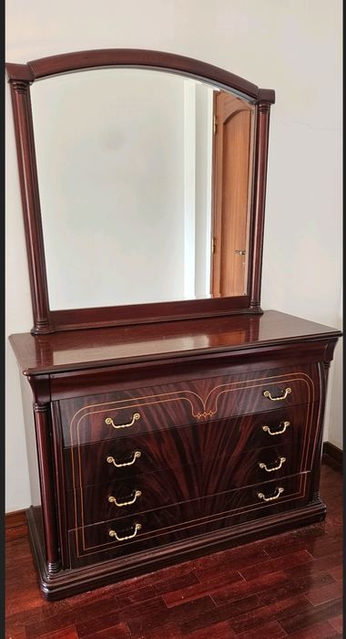 Quarto de casal (em madeira maciça)