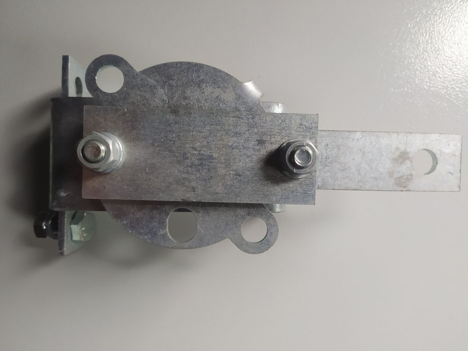 Привід розєднувача 10кВ.