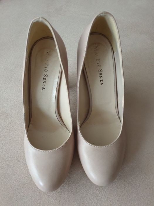 Skórzane buty damskie na obcasie, beżowe (taupe), r. 37