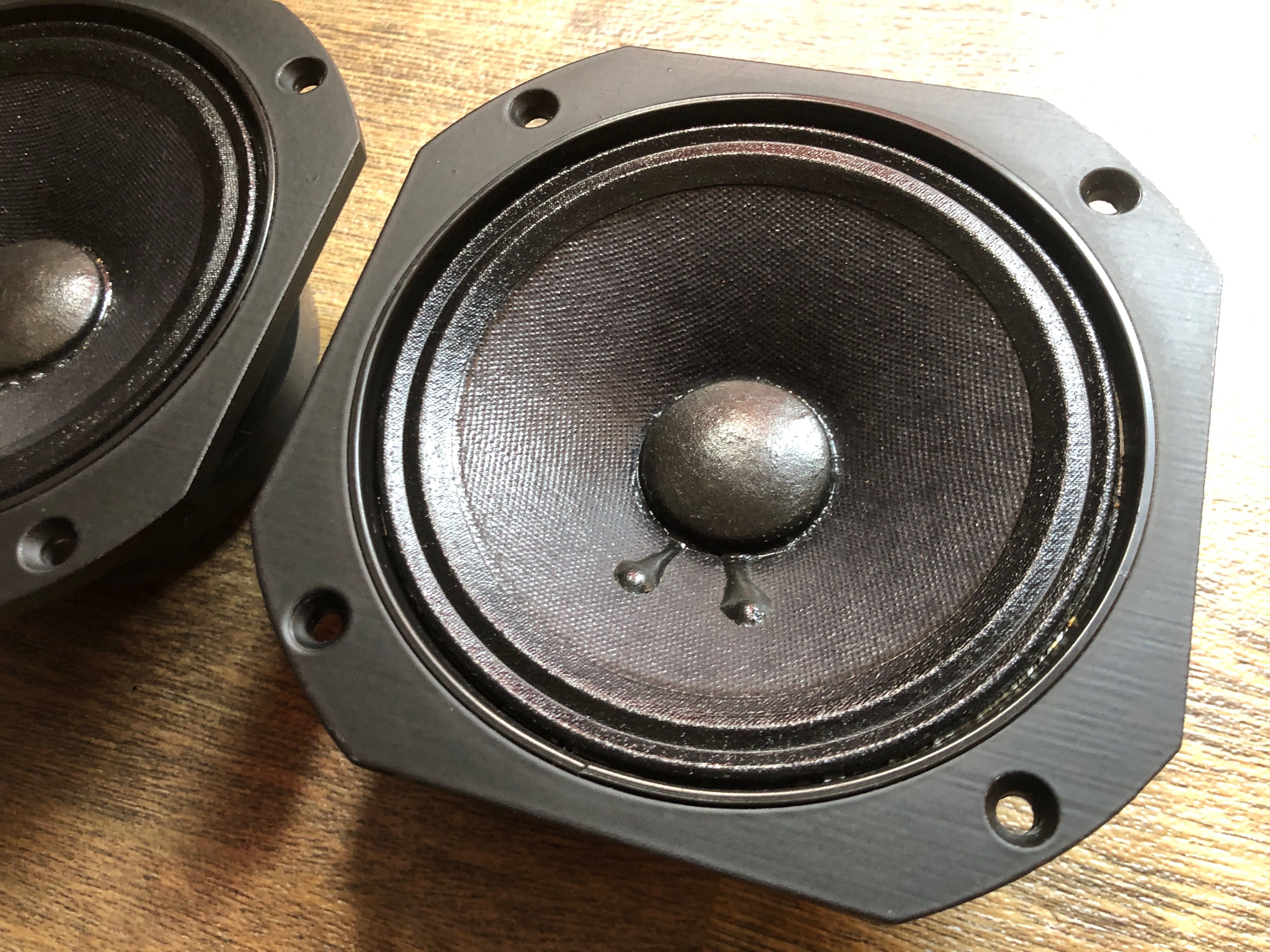 СЧ динаміки jbl 5’ 150-200 Вт, 8 ом, 92 дб, до 12 кГц hi-end