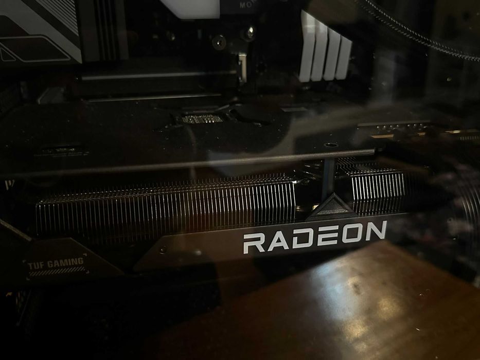 PC Gaming king Mod Ryzen 9 9900X 64Gb DDR5 RX 7800 XT 1TB+ 500GB nvme