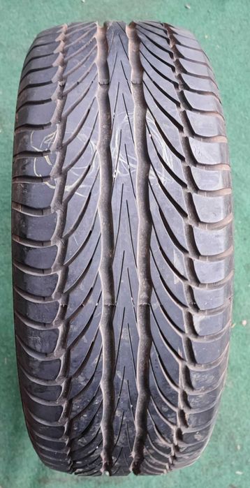 Opona Bravuris Barum 205/55R15 88V 1-szt