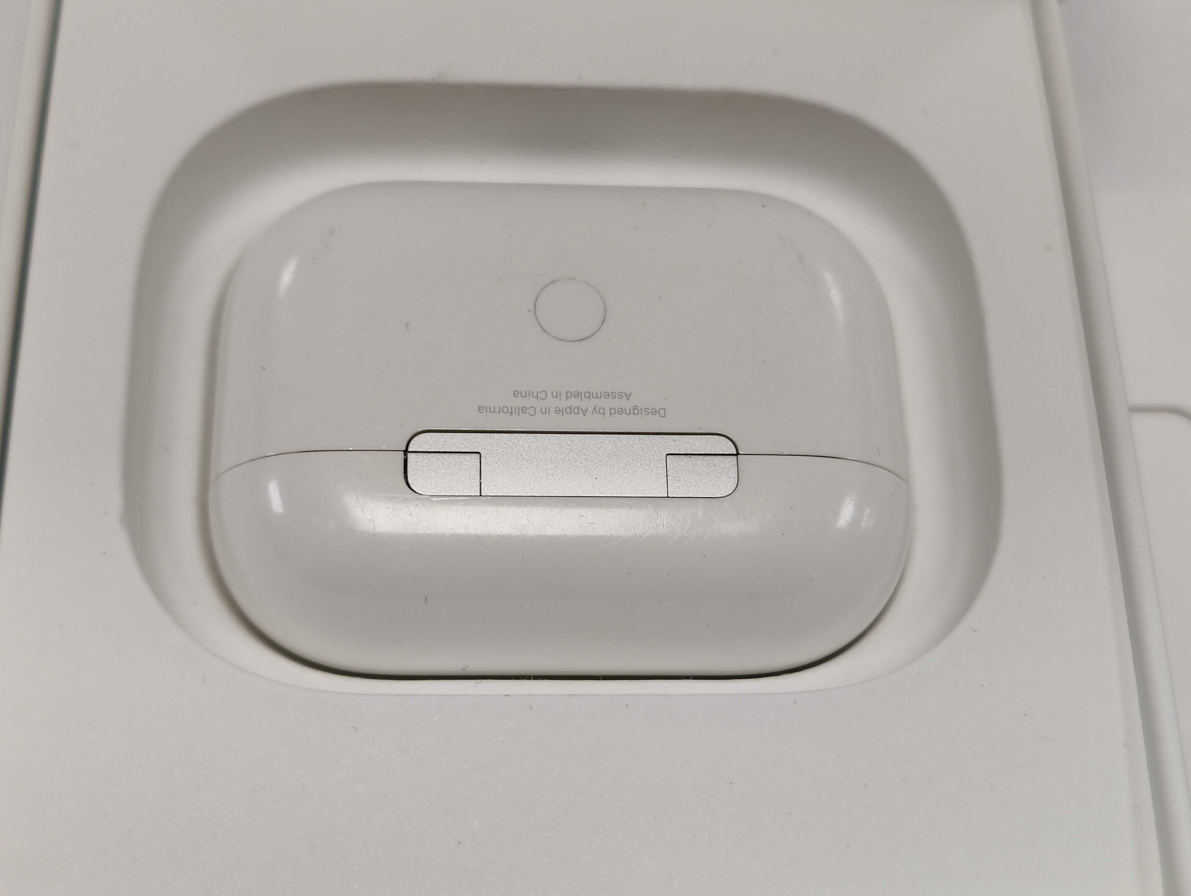 Apple AirPods Pro Gen 2