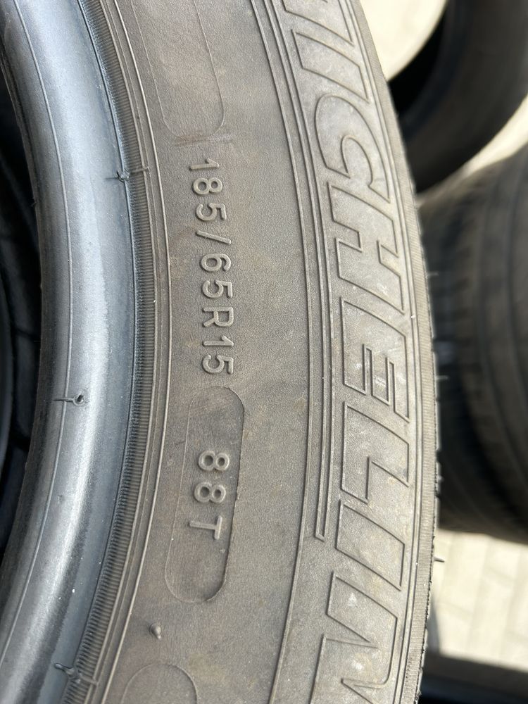 Bardzo ładne opony Michelin - gwarancja,montaż,faktura