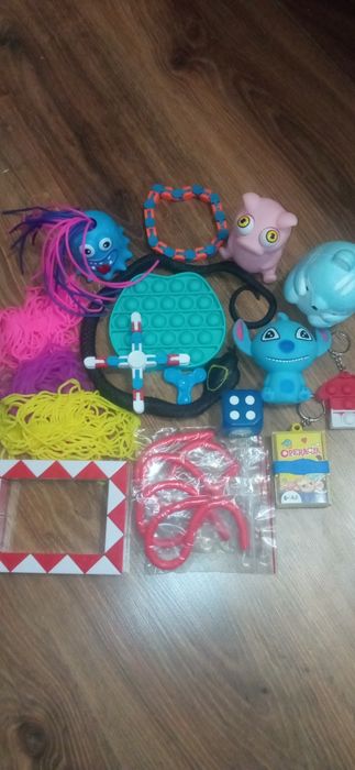 Zestaw zabawek antystresowych