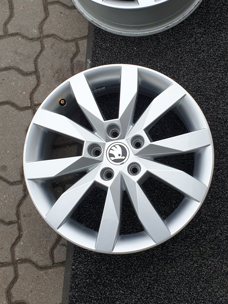 Felgi Alu 17" Skoda Octavia III 3 II 2 5x112 SuperStan Oryginalne