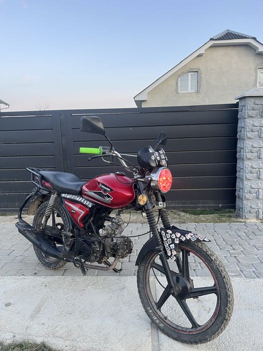 Продам мопед Spark 125