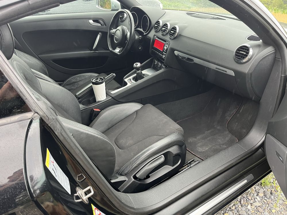 Audi TT 2.0 TDI quattro, stan perfekt !