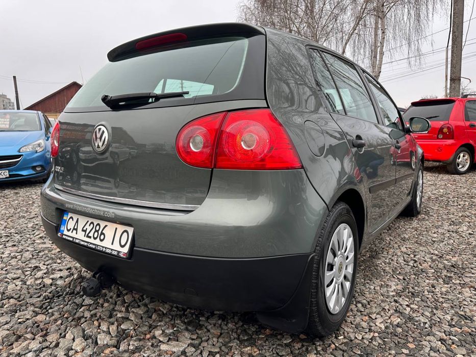 Продам  Volkswagen Golf 5