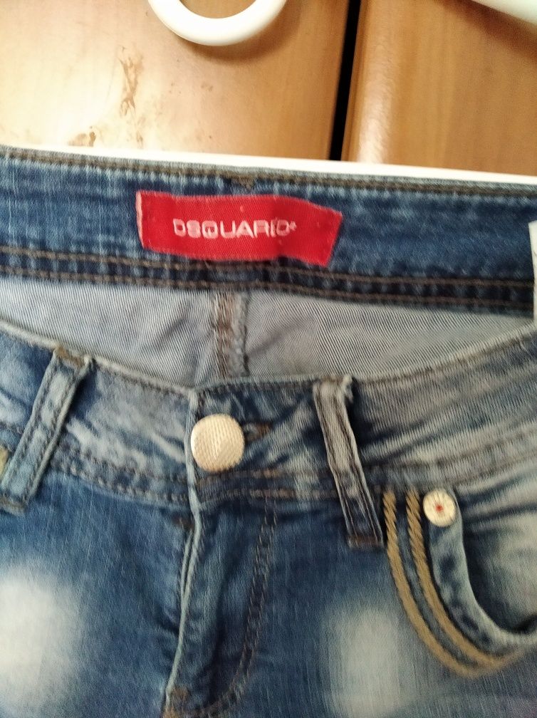 Spodnie damskie jeansowe DSQUARED2 rozmiar M