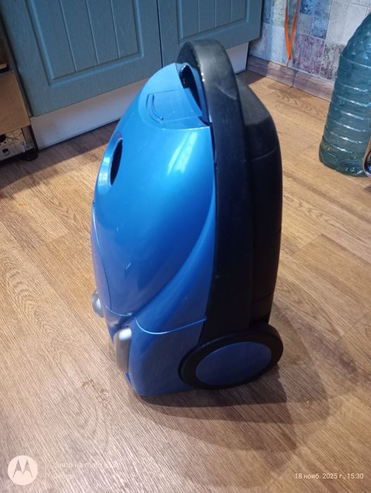 Пылесос Vitalex VL-7001 1800W