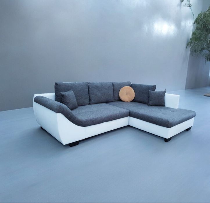 Używany narożnik z dużą funkcją spania rozkładany transport