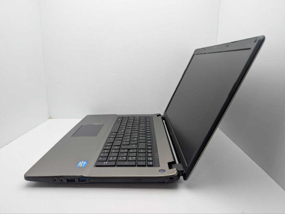 Terra M1749 intel I5-4200M Ram-8gb HDD-1000Gb lntel HD Graphics 17.3