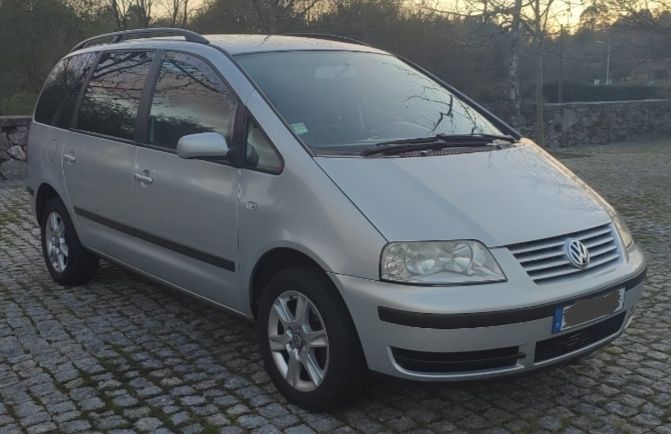VW Sharan 1.9TDI 115cv 2002/6Vel/7lugares/Óptimo aspecto