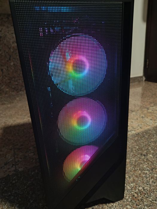 PC GAMING  | Ryzen 5 5600 | 5700 XT