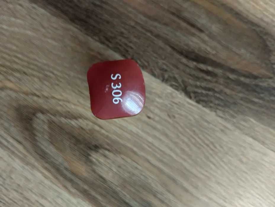 Pomadka szminka Loreal S 306 Nowa
