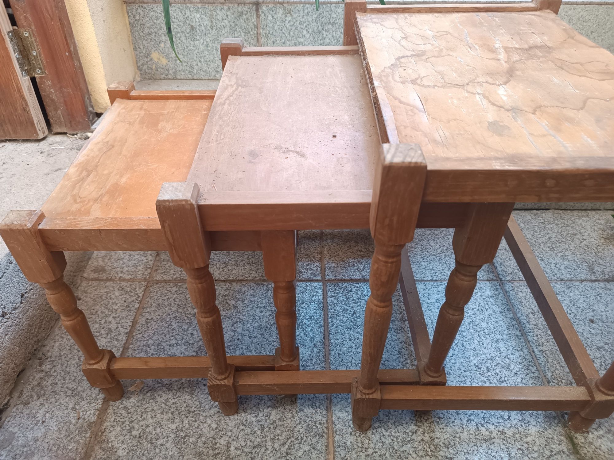 Conjunto de mesas