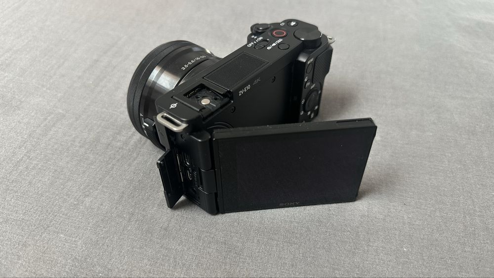 SONY ZV-E10 камера