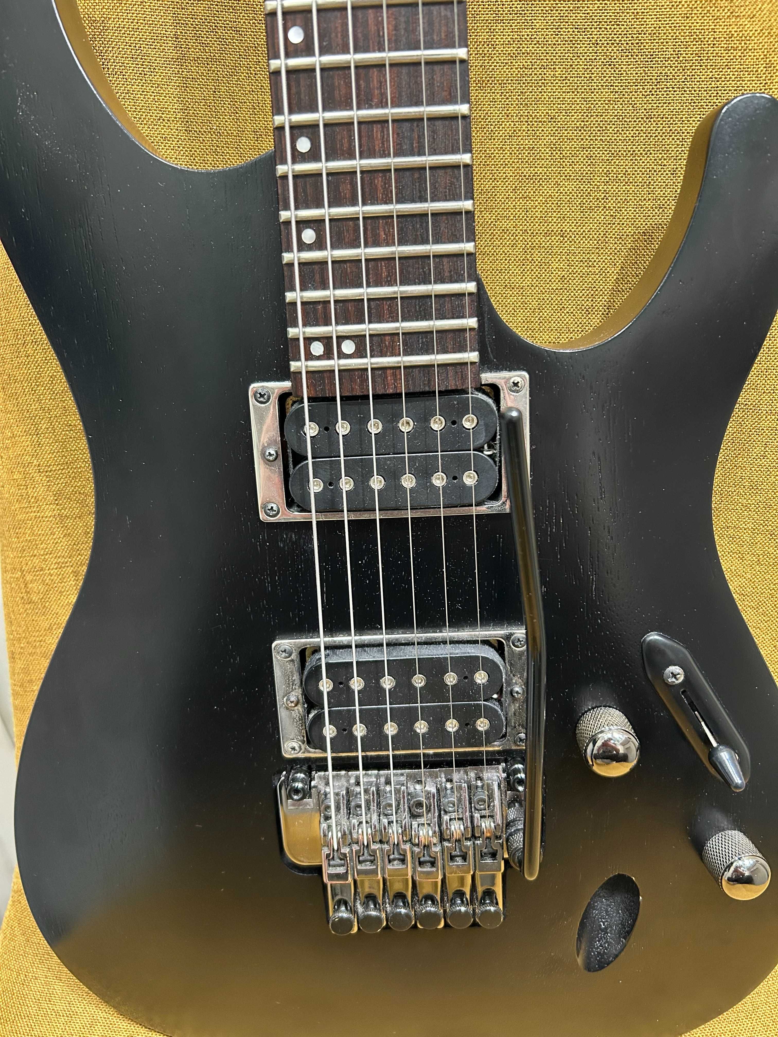 Gitara elektryczna Ibanez S520 WK