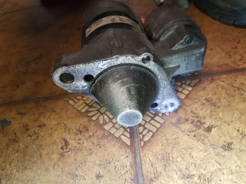 Rozrusznik Renault Clio II  867  838