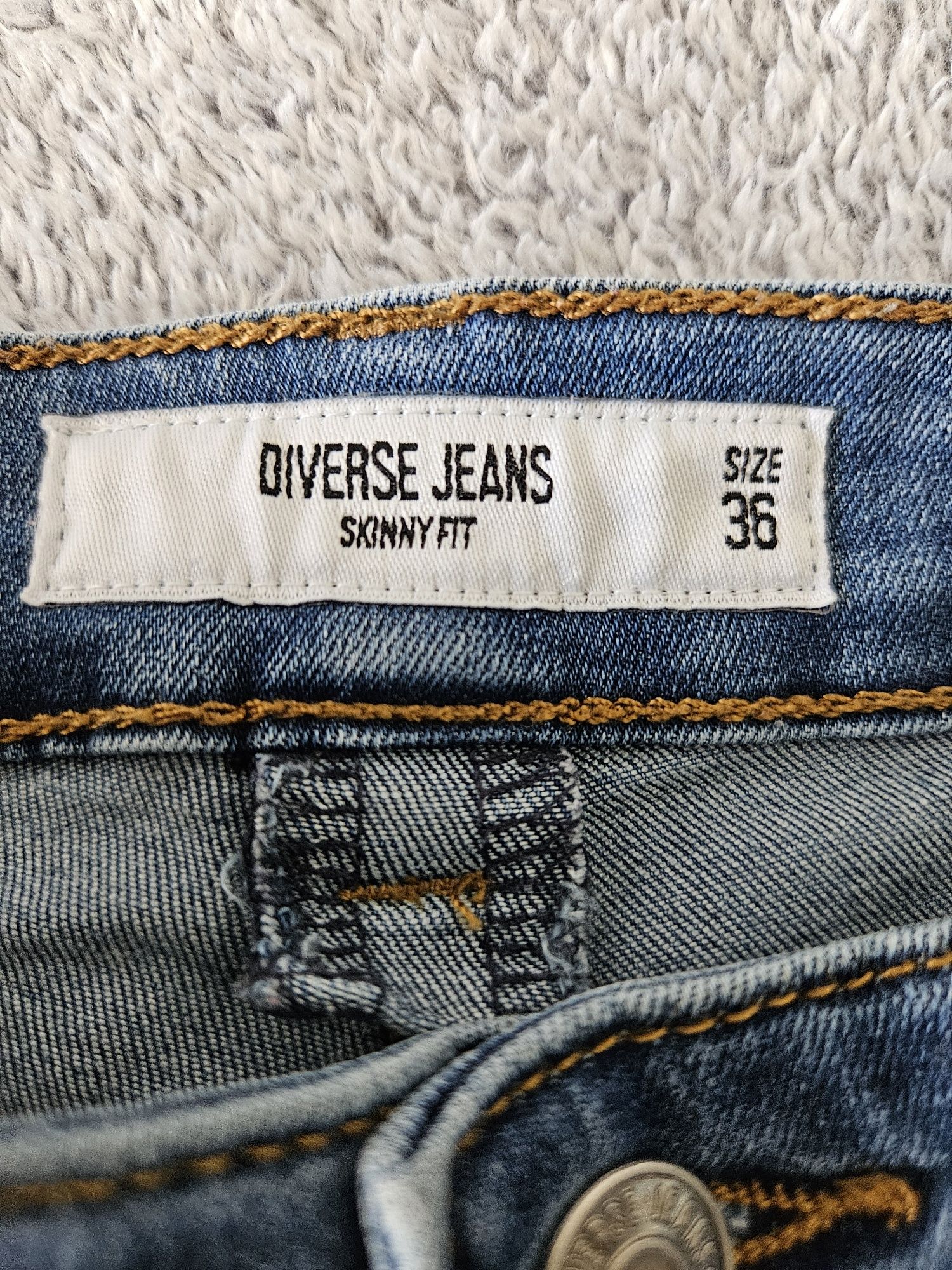 Jeansy damskie diverse jeans