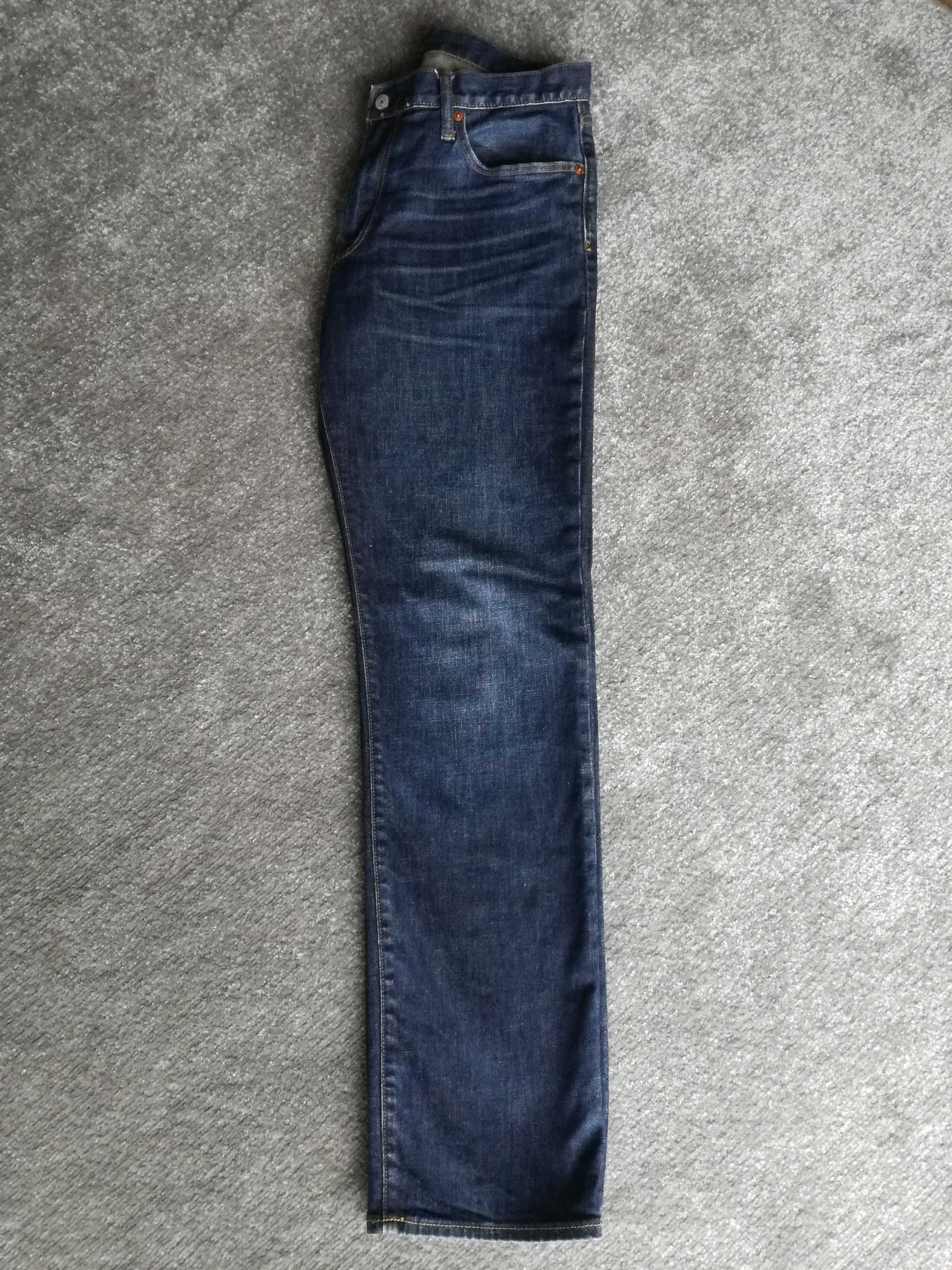 Proste jeansy stan idealny 31x32  Gap