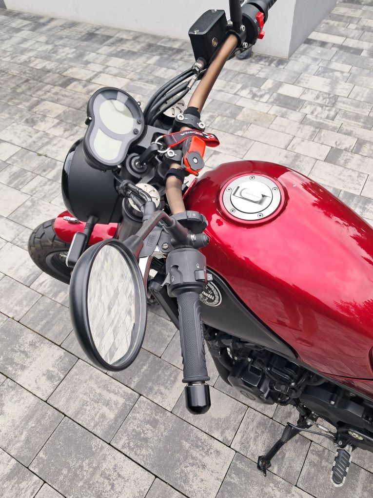 Motocykl Benelli Leoncino 500