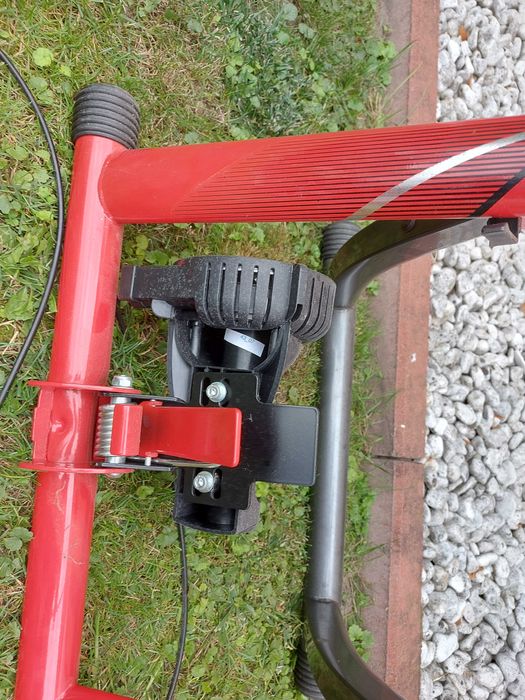 Trenażer rowerowy Elite