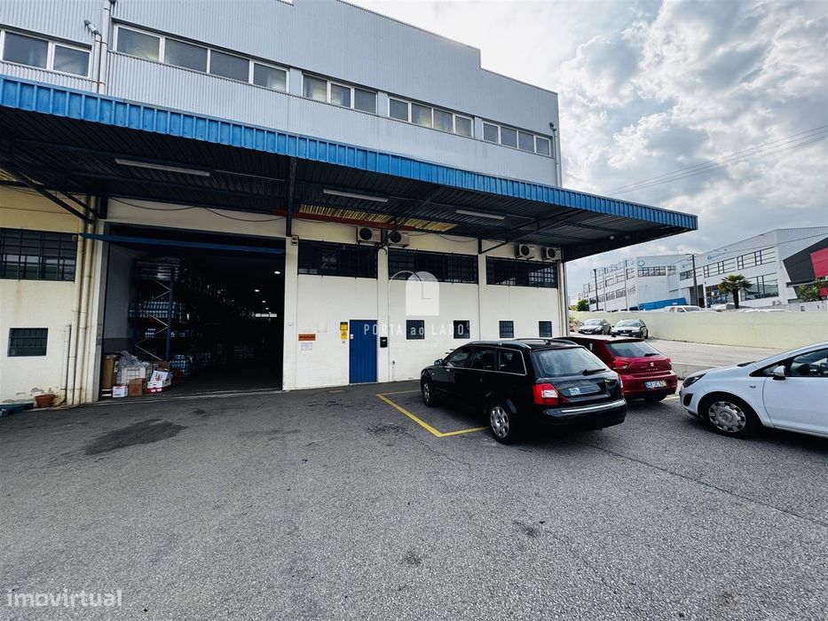 Armazém Logístico e Industrial em Grijó – Feiteira, Próximo da A1