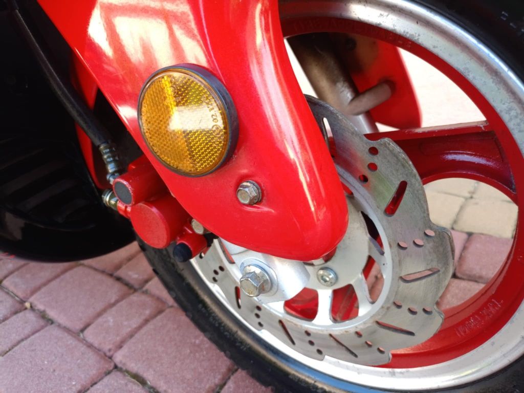 Piękny skuter Zipp quantum 50cc
