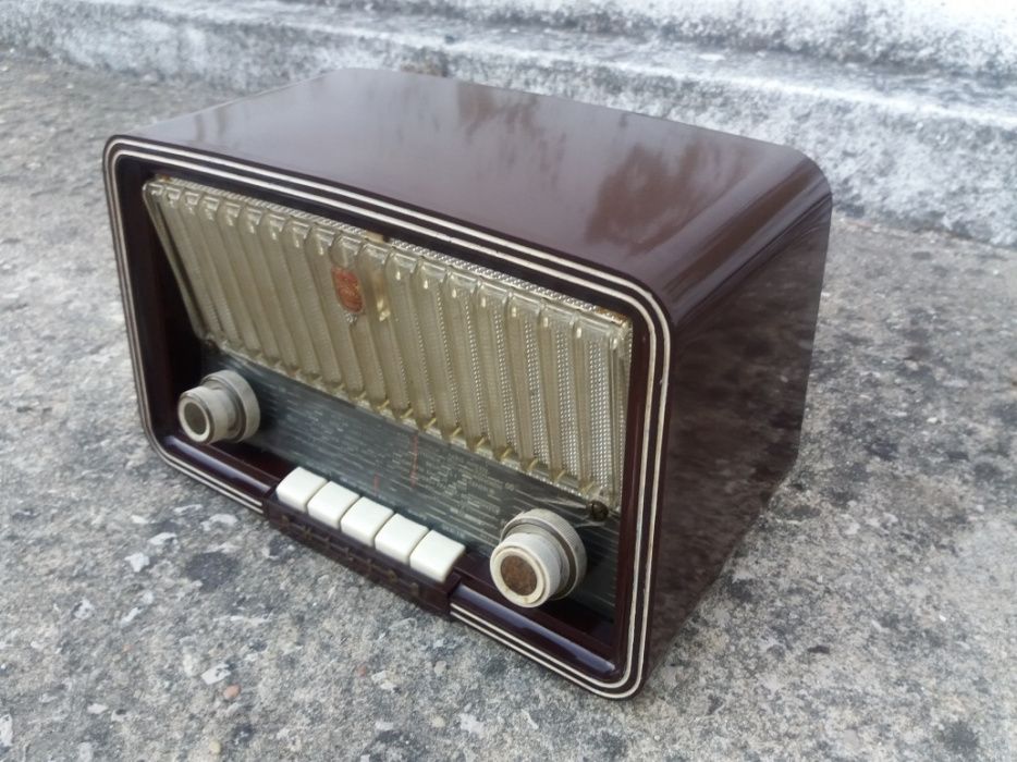 Rádio antigo/vintage válvulas