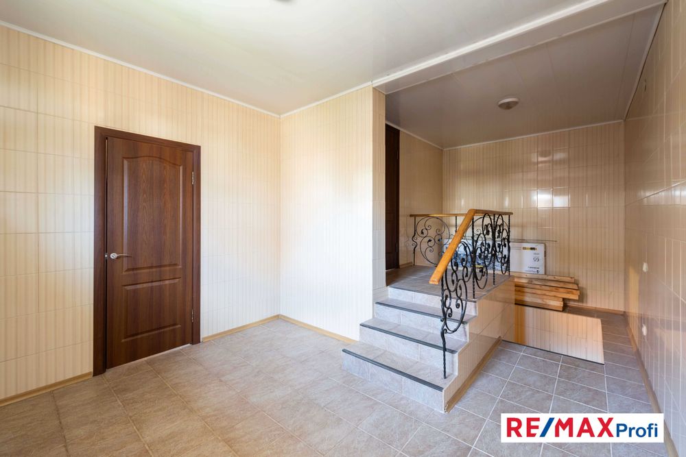 Готовий будинок 260 м2,  12 соток , с. Хотів (поруч Лісники, Чабани)