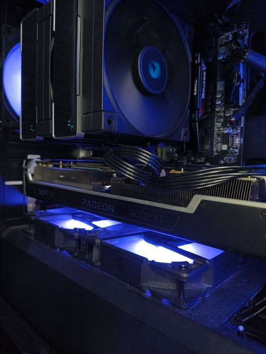 AMD Radeon Rx 6700xt xfx speedster qick 319