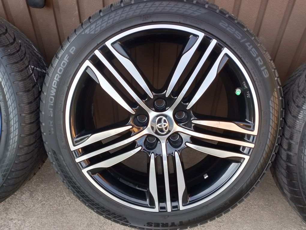 Koła toyota CHR 225/45R19