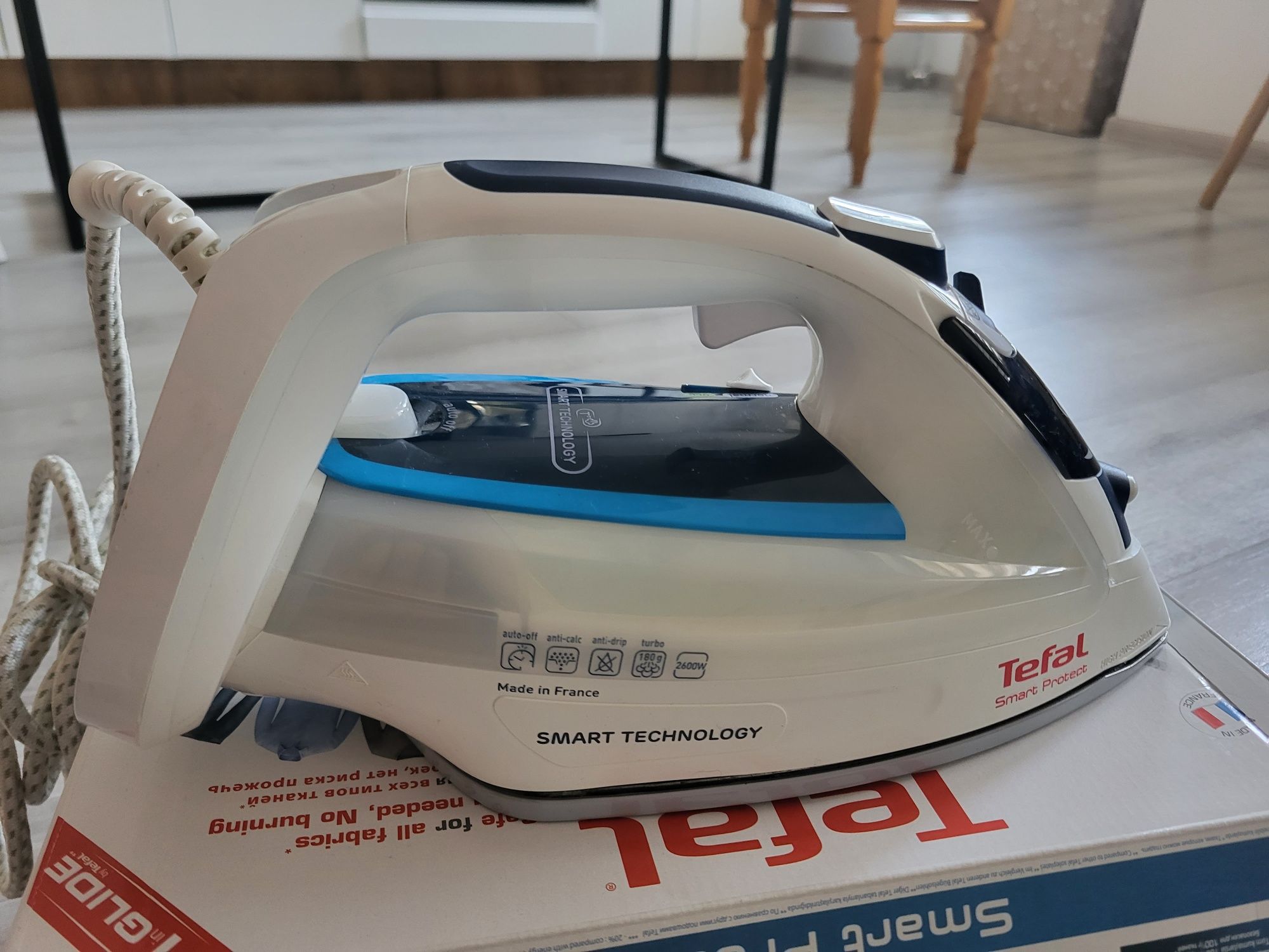 Żelazko parowe Tefal 2600 W Smart Protect