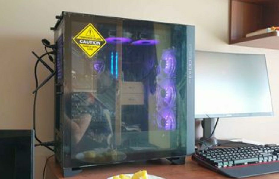 RGB nie używany PC 2500zl taniej! i7 10700k, 16gb RAM. DDR5