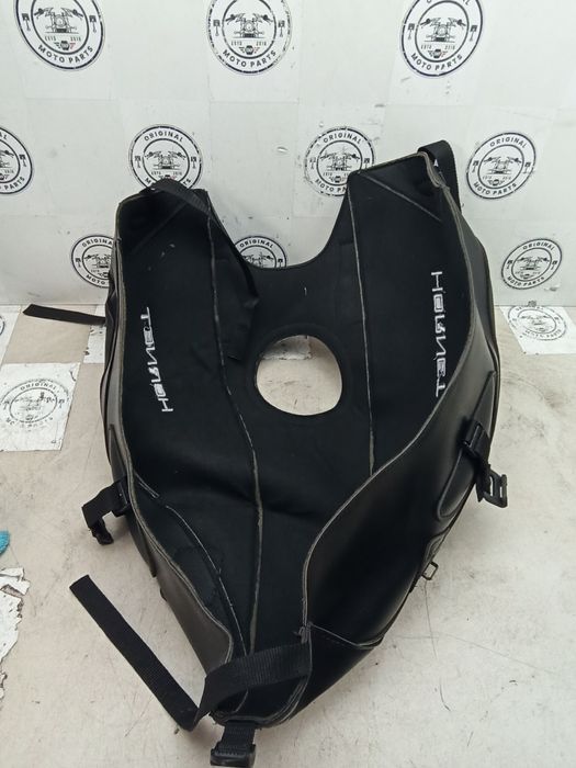 Capa depósito Honda Hornet