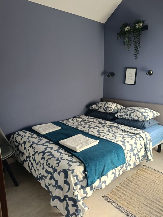 Tulichatki- domki w Beskidach z widokiem na jezioro