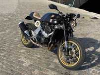 Kawasaki z750 cafe racer