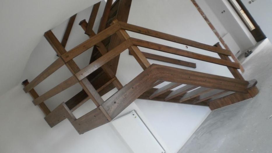 Schody i podłogi z drewna- produkcja i montaż