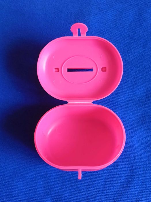 Różowa skarbonka dla dziewczynki