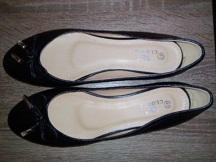 Туфли балетки новые размер 39-40