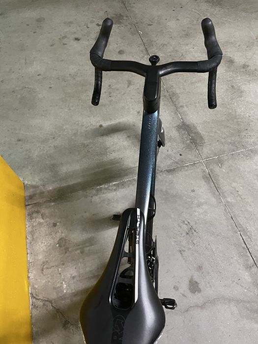 Scott addict RC (guiador integrado SL, rodas carbono speedsix)