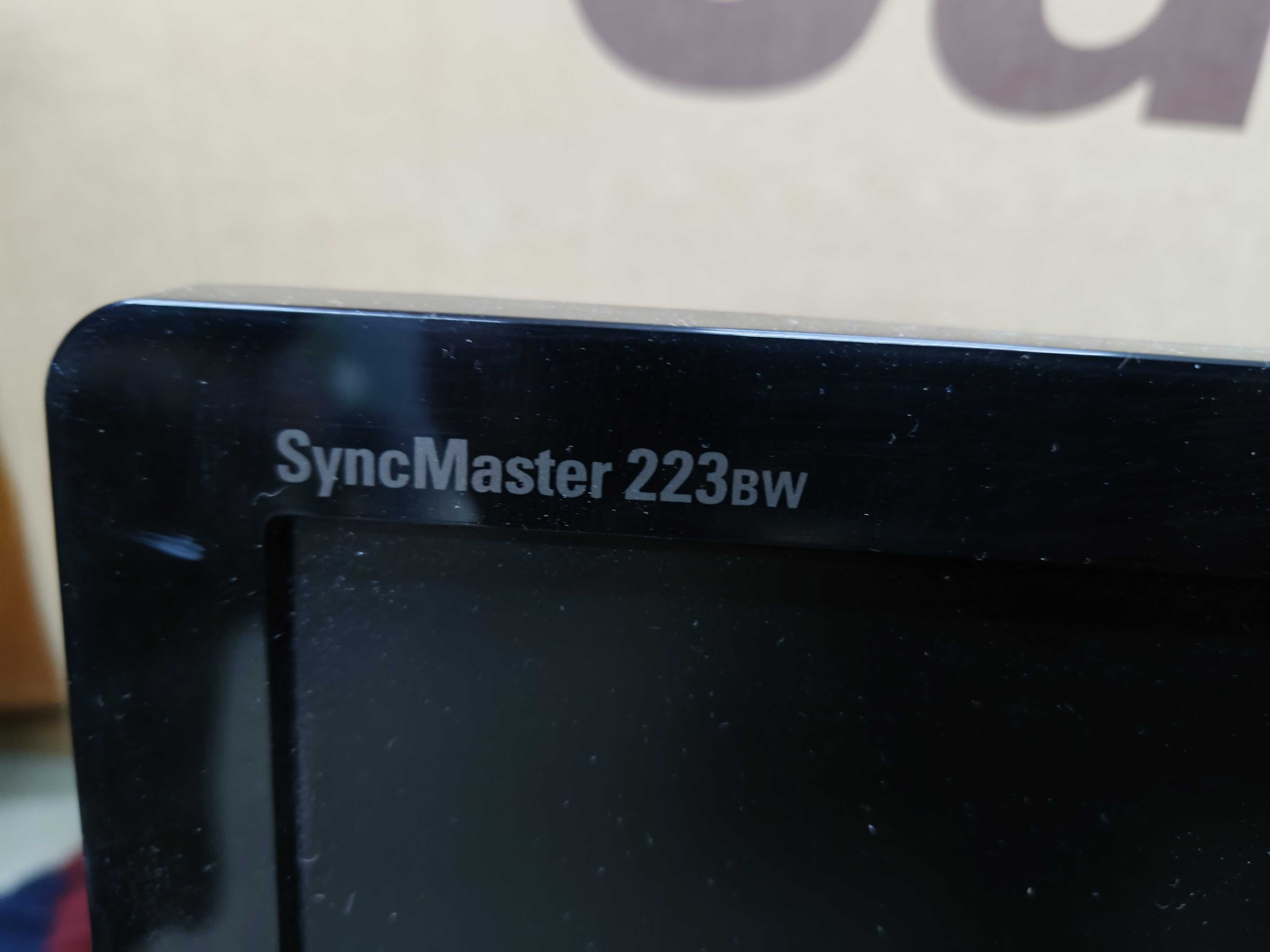 Monitor Samsung 22 cala