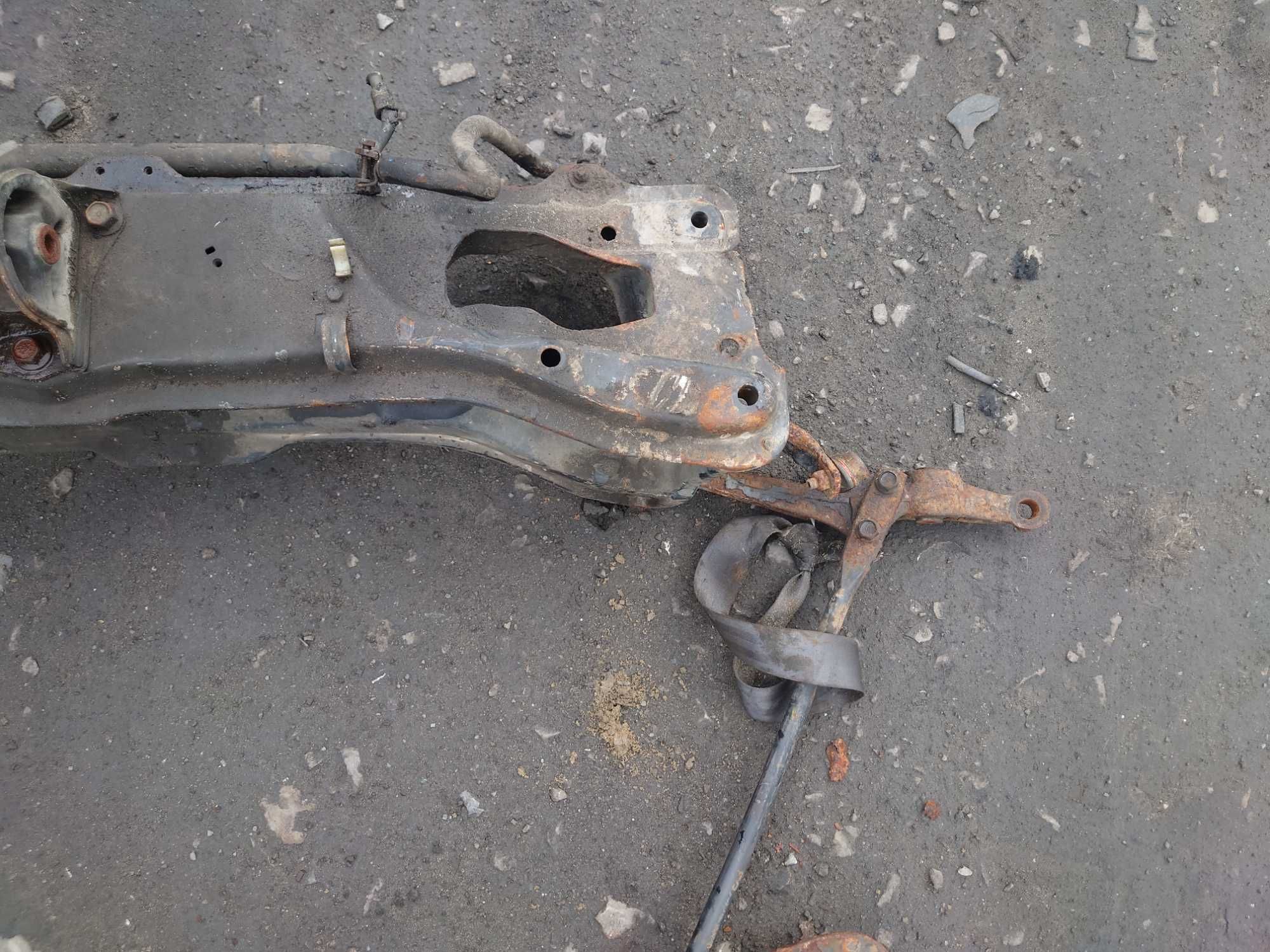 Honda Prelude V 2.0 B Sanki Wózek Belka Kołyska Przód Trawers