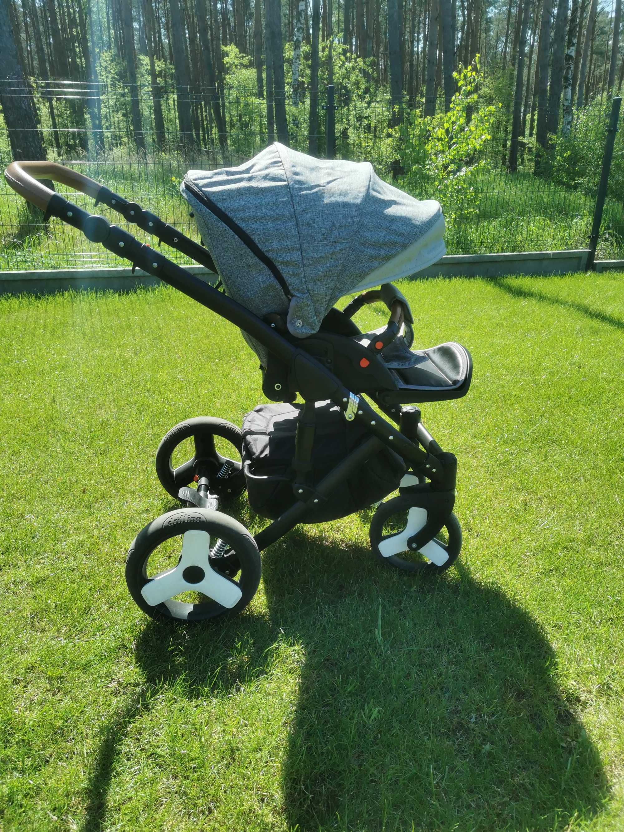 Wózek dziecięcy 2w1 Dynamic baby dokka