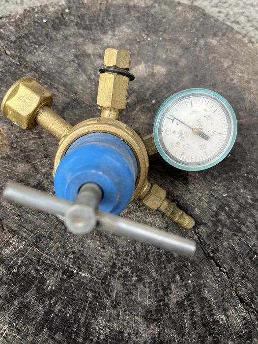 Редуктор вуглекислотний