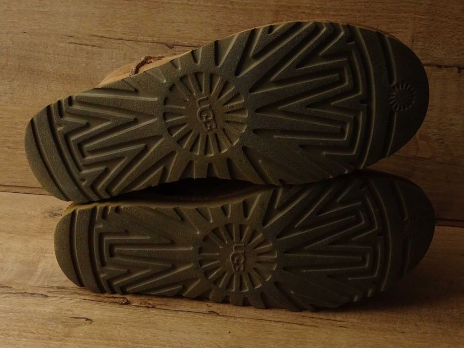 Черевики UGG Classic Mini II 1016222