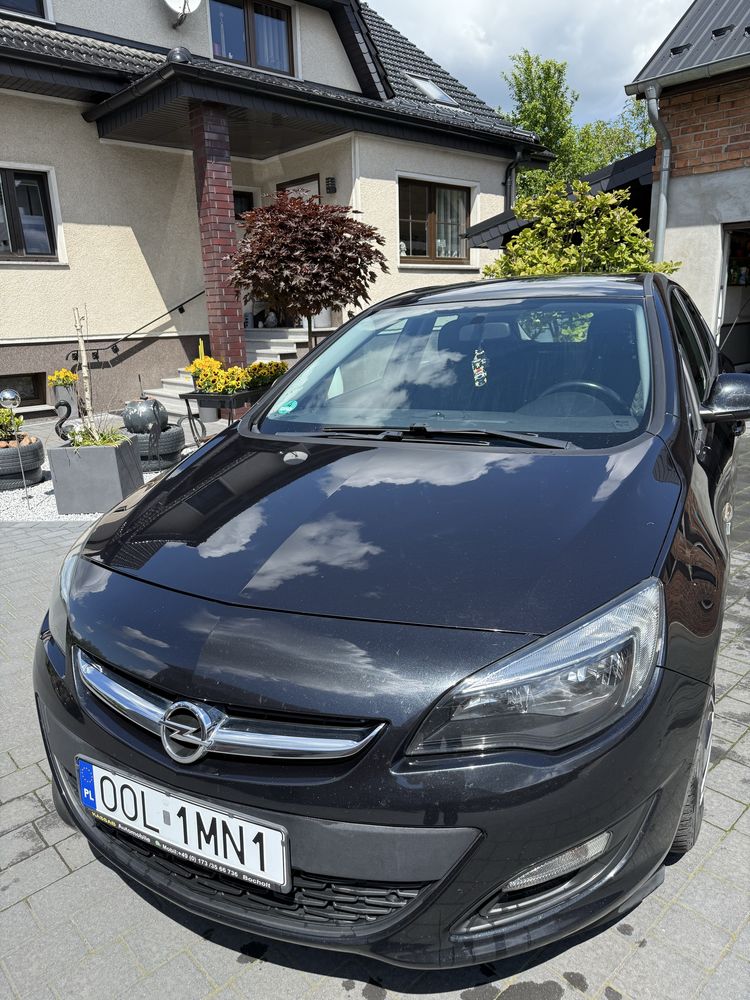 Opel Astra J IV
